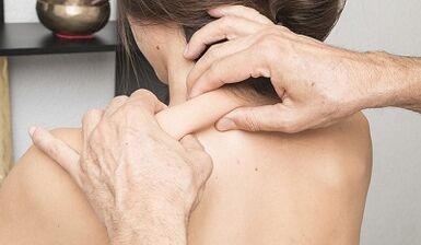 Zervikale Osteochondrose -Massage