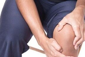 Selbstmassage des Kniegelenks bei Arthrose